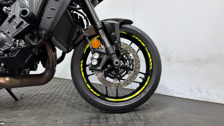 Yamaha Mt-09 (14MY)